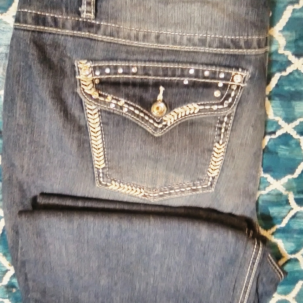 Earl woman's jeans